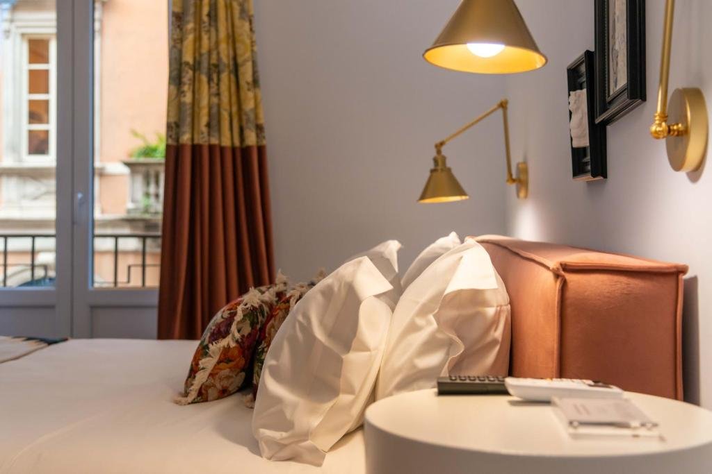 v-collection-solferino-hotel-centro-milano