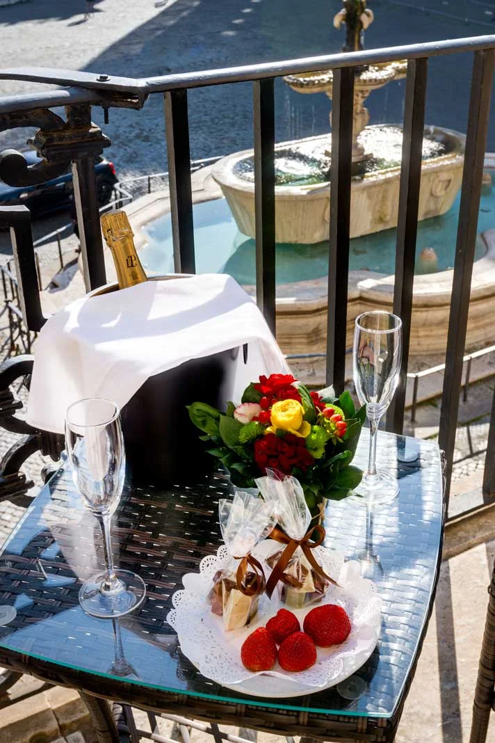 piazza-farnese-luxury-suites-roma